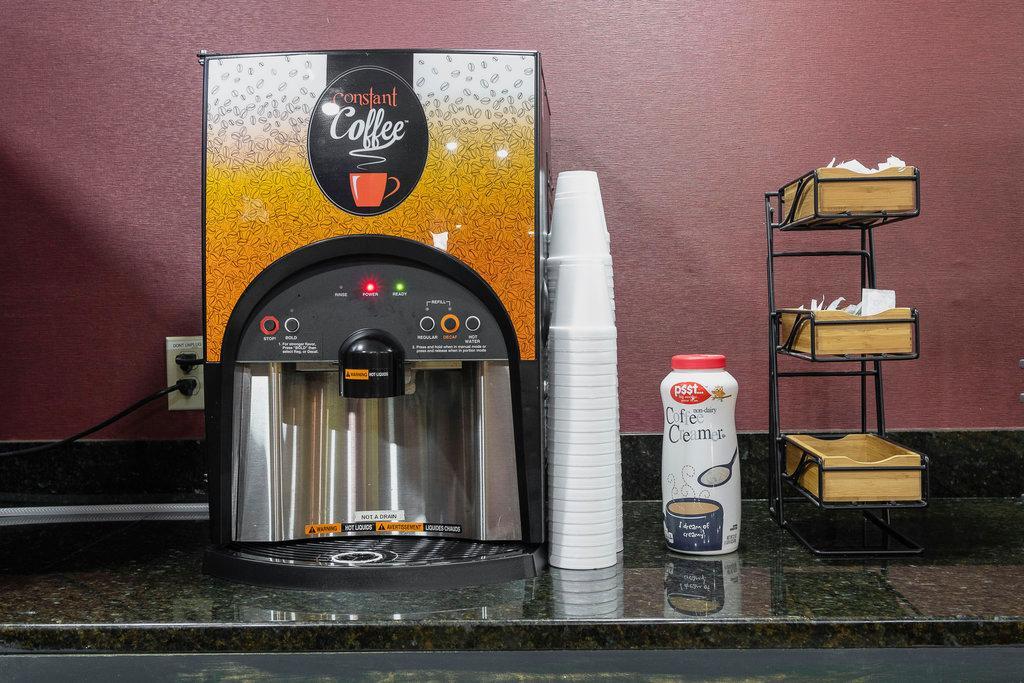 Rodeway Inn Brandon Kültér fotó