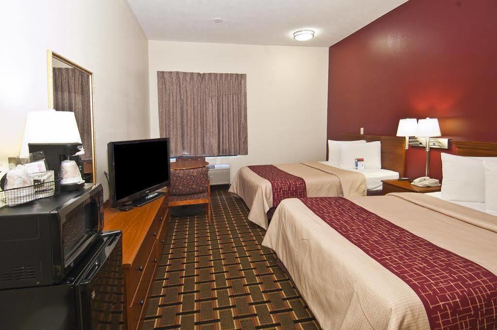 Rodeway Inn Brandon Kültér fotó
