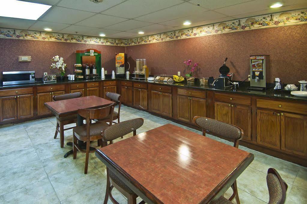 Rodeway Inn Brandon Kültér fotó